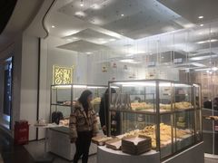面包甜点陈列柜-奈雪的茶(市百一店)