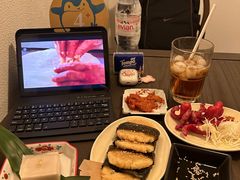-嘁嘁茶泡饭