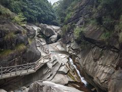 -鄣山大峡谷