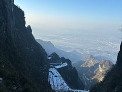 -富正毅三下锅·湘西韵味(天门山索道店)