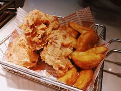 -阿妮叶李(光谷世界城店)