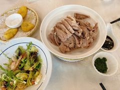 精品手扒肉-那达慕蒙古风味酒楼