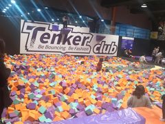 -Tenker Club弹刻极限主题公园 · 蹦床 · 团建 · 生日派对(大关店)