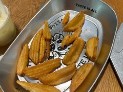 -Tube station站点比萨(王府井百货店)