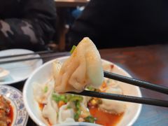 -爆炸头阿姨小四川正宗川味小吃(无任何分店)