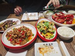 -叶派龙虾•招牌香辣蟹·海鲜(中海国际店)