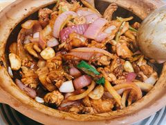 招牌胡须佬鸡煲-胡须佬鸡煲四季火锅店(石厦西村直营店)
