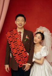 -喜爱高定婚纱摄影