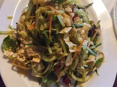 -靠山屯东北农家菜(八龙桥雅苑店)