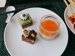 -怡豪大饭店·银顶旋转餐厅