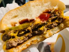 双层吉士汉堡-麦当劳(中山路店)