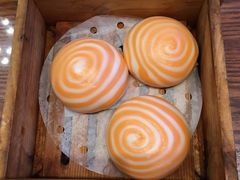 爆汁流沙包-日日鲜自助餐厅(小公园店)