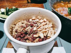 刨冰-八月美食小馆(银泰城总店)
