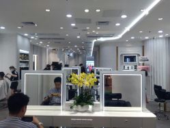 -Kraemer Paris  苏豪路易士·嘉玛发廊