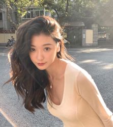 -变画·发型STUDIO