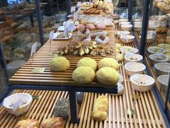 -焙丽拾光(麦凯乐直营店)