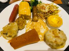 -凤凰谷天澜度假酒店云天阁自助餐