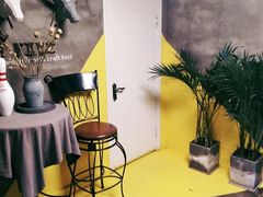 -HIGH FIVE哈福手工汉堡(桂林路店)