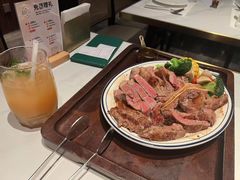 -静香HOUSE·全时段融合餐厅(七星欢乐颂店)