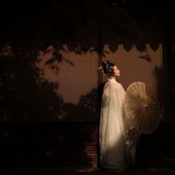 -一揽芳华汉服旗袍体验馆(拙政园店)