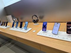 -Apple零售店(华贸购物中心店)