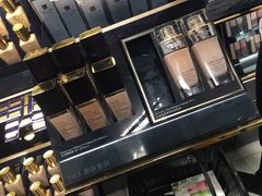 -日上免税店(三径路t3店)