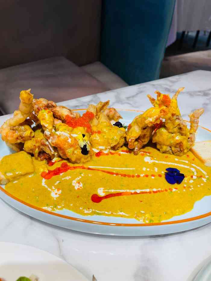 intown隐饄餐厅-"「火烈鸟泡芙」泡芙很喜欢,首先样子很漂亮.