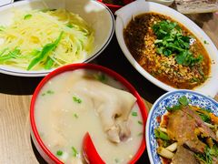 -张太婆老妈蹄花川菜馆·中华餐饮老字号(望平街店)