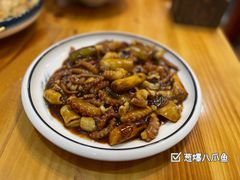 葱烧八爪鱼-小郭私房菜·海肠捞饭店(学士街店)