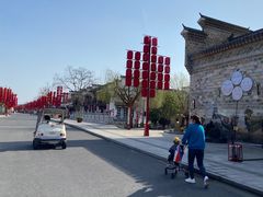 -芜湖新华联大白鲸海洋公园