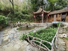 -小洞天柴火土菜馆