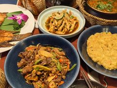 酸木瓜炒牛肉-紫滇源云南生态菜(丹凤街店)