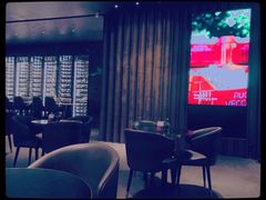 -wineapp葡萄酒餐吧(外滩金融中心店)
