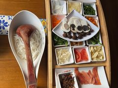 -芸南道·过桥米线(昆明老街旗舰店)