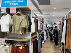 -优衣库(上海虹口龙之梦店)