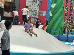 -蒙特利亲子乐园