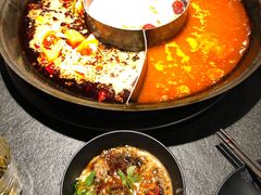 -渝涯重庆豆花老火锅(中赢国际店)