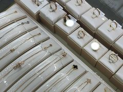 -海星奢选二手奢侈品手表包包鉴定回收寄卖(墨玉南路店)