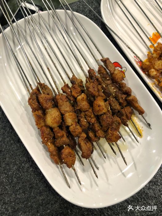 慕炭东北烤肉(八卦一路园岭站店)烤羊肉串图片