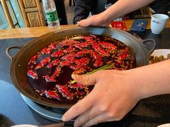 九宫格红锅-纸盐河码头火锅(十八梯店)