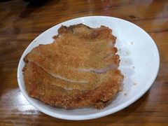 炸猪排-潘国仙耳光馄饨(黄家阙路店)