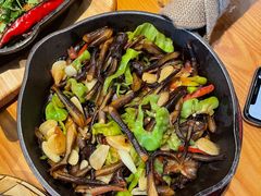 -云海肴·汽锅鸡·云南代表菜(天山百盛优客店)