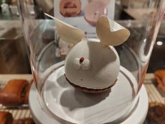 -VERIE BAKEHOUSE