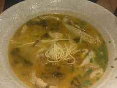 -玛格萝妮比萨屋(陆家浜路店)