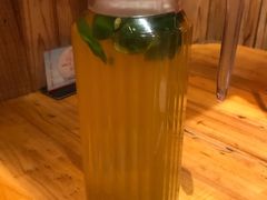 金桔柠檬-老滇山寨•云南特色菜•地方菜•民族风情歌舞表演(金碧店)