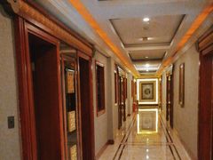 -花湖会所·高端水疗商务泡浴SPA(高新店)