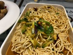彪哥凉面-美膳居川菜馆油焖大虾烧烤(卓刀泉店)
