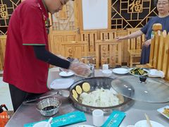 -屯老二农家铁锅炖·行业领军者(梅江店)