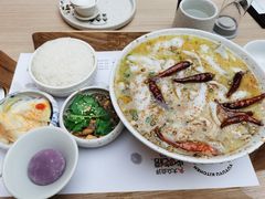 -渔语鱼酸菜鱼新川菜(万象城店)
