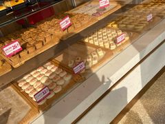 面包甜点陈列柜-東更道点心行(文化东路店)